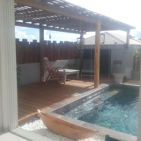 Maison Tonga Piscine Jaccuzi Saint Pierre Exterior foto
